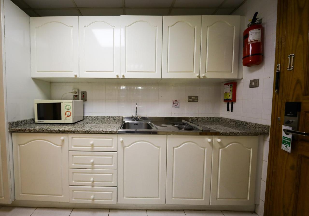 Oyo 123 Royal Mark Hotel Apartment Dubaj Kültér fotó